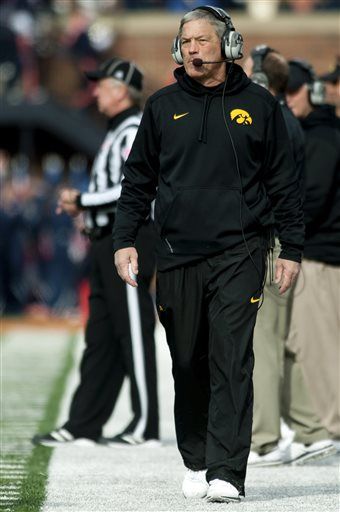 Iowa Illinois Football